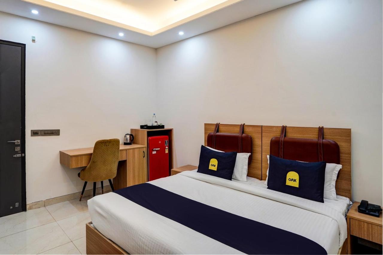 Hotel O Parkinn Gurgaon Eksteriør bilde
