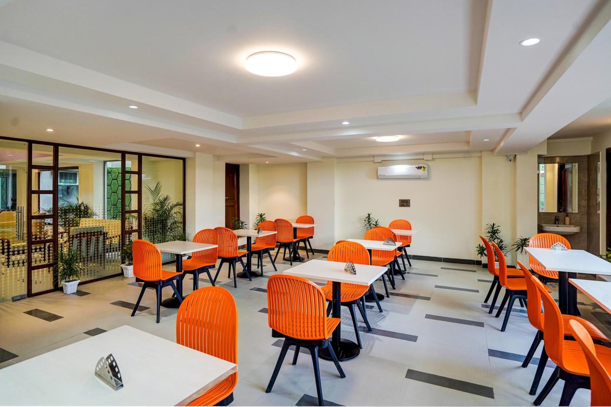 Hotel O Parkinn Gurgaon Eksteriør bilde