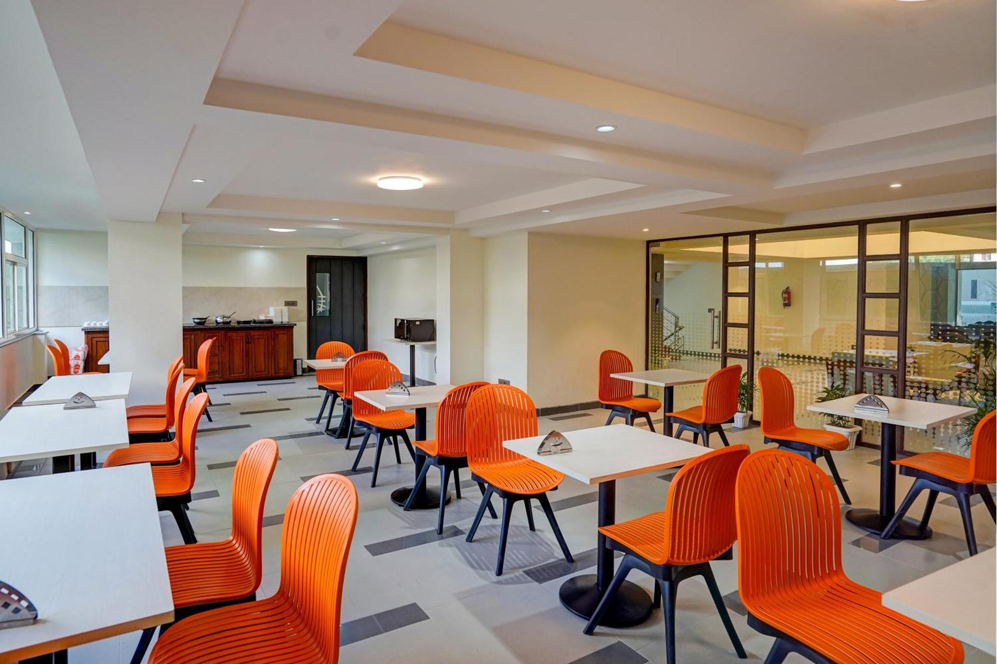 Hotel O Parkinn Gurgaon Eksteriør bilde